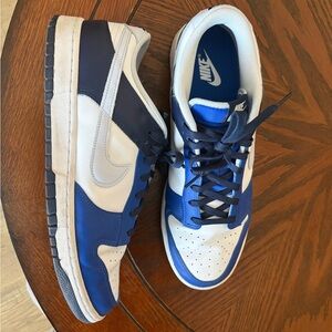Nike Men's Navy and White Sneakers
